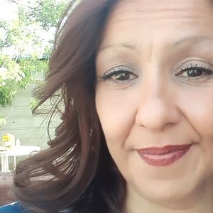 Meet your Posher, Clarissa